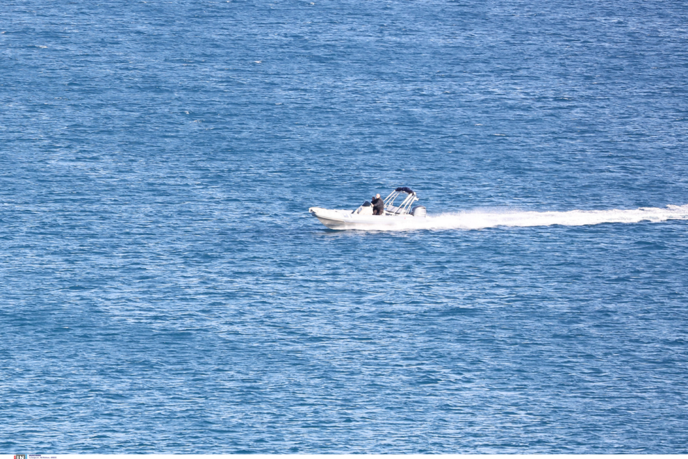 Προσθαλάσσωση πυροσβεστικού αεροσκάφους στο Βραχάτι Κορινθίας – Σώα τα δύο μέλη του πληρώματος