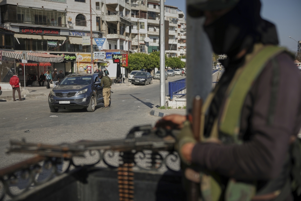 Συρία: Σε 940 ανήλθε ο αριθμός των νεκρών από τις συγκρούσεις στο νότιο τμήμα της χώρας, σύμφωνα με νεότερο απολογισμό ΜΚΟ