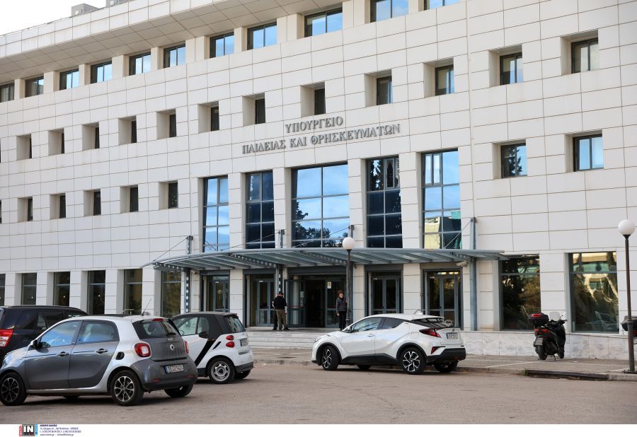 Υπ. Παιδείας: Εγκύκλιος για τη μη προσμέτρηση απουσιών λόγω ιογενών λοιμώξεων του αναπνευστικού