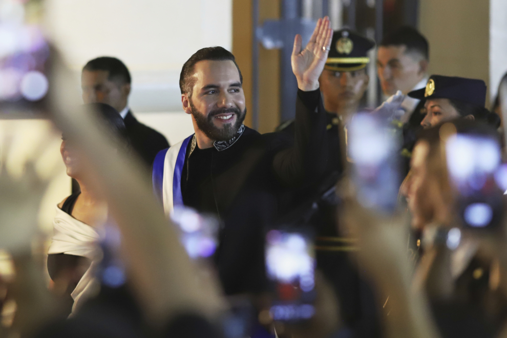 Ελ Σαλβαδόρ: Το κοινοβούλιο εγκρίνει την αναθεώρηση του Συντάγματος που επιτρέπει επανεκλογή του προέδρου για απεριόριστο αριθμό θητειών