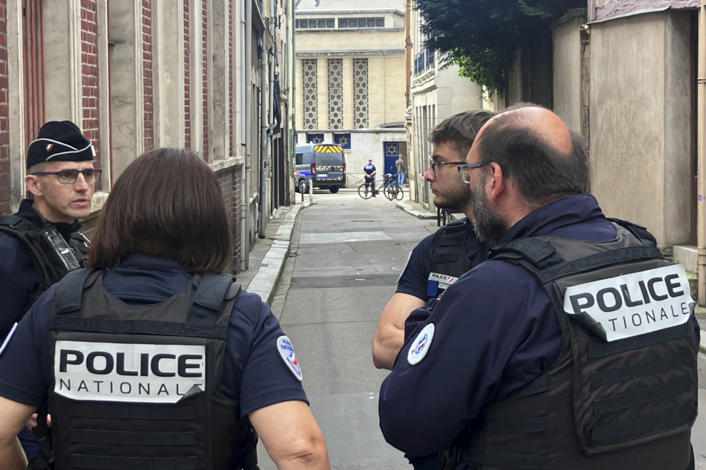 Γαλλία: Οδηγός έπεσε με το αυτοκίνητό του πάνω σε πεζούς- Συνελήφθη ο οδηγός