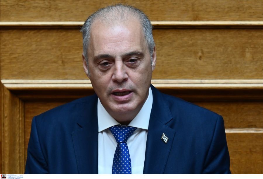“Κάποιο αόρατο χέρι αρχίζει να κάνει παρεμβάσεις στη δίκη για το βιντεολυπτικό υλικό της εμπορικής αμαξοστοιχίας στα Τέμπη”