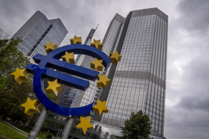 Αμετάβλητα αναμένεται να διατηρήσει σήμερα τα επιτόκιά της η Ευρωπαϊκή Κεντρική Τράπεζα