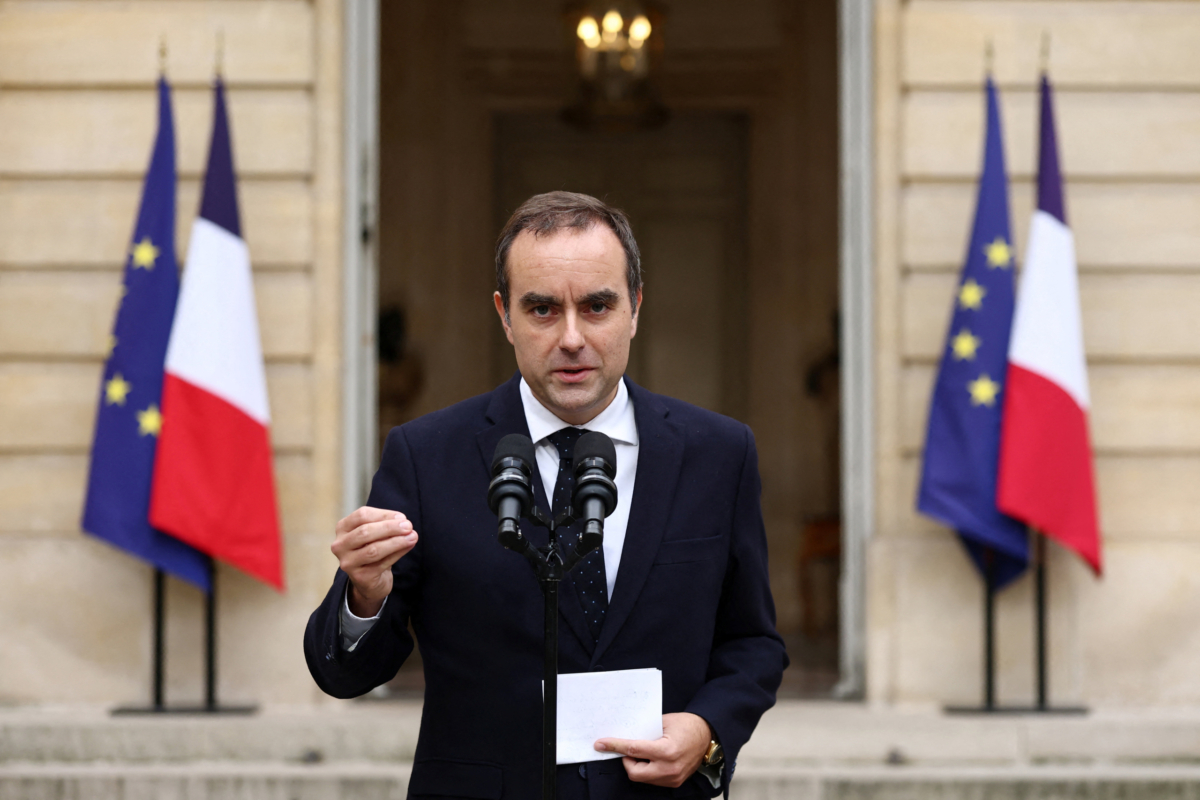 Γαλλία: Ο πρωθυπουργός ανακοίνωσε την επιβολή μέτρων απαγόρευσης της κυκλοφορίας