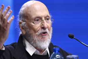 Έφυγε από τη ζωή ο κορυφαίος Διονύσης Σαββόπουλος