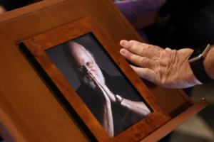 Η Ελλάδα αποχαιρέτησε τον Διονύση Σαββόπουλο