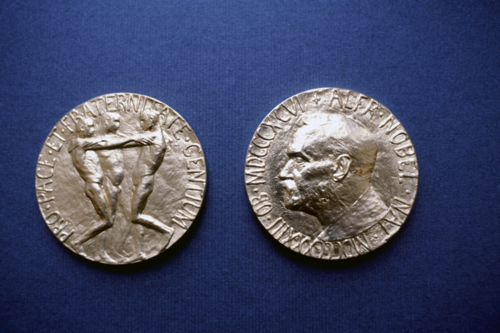 Νόμπελ 2025: Οι επιστήμονες Μπράνκοου, Ράμσντελ και Σακαγκούτσι τιμήθηκαν με το Νόμπελ Ιατρικής