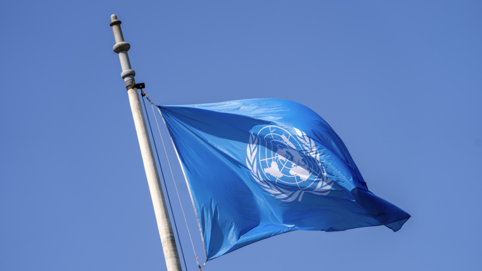 ΟΗΕ: Ο Διεθνής Ναυτιλιακός Οργανισμός εργάζεται για έναν μηχανισμό ασφαλούς διέλευσης από τα Στενά του Ορμούζ