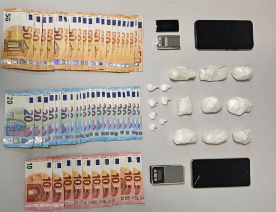 Κατασχέθηκαν πάνω από 21 κιλά κάνναβης-Δύο συλλήψεις μεταξύ αυτών ένας οδηγός ταξί