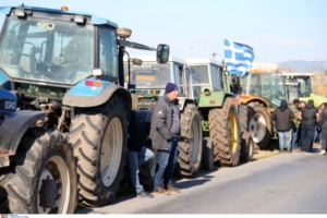 Μπλόκο σε ακόμη 12 αγρότες – κτηνοτρόφους