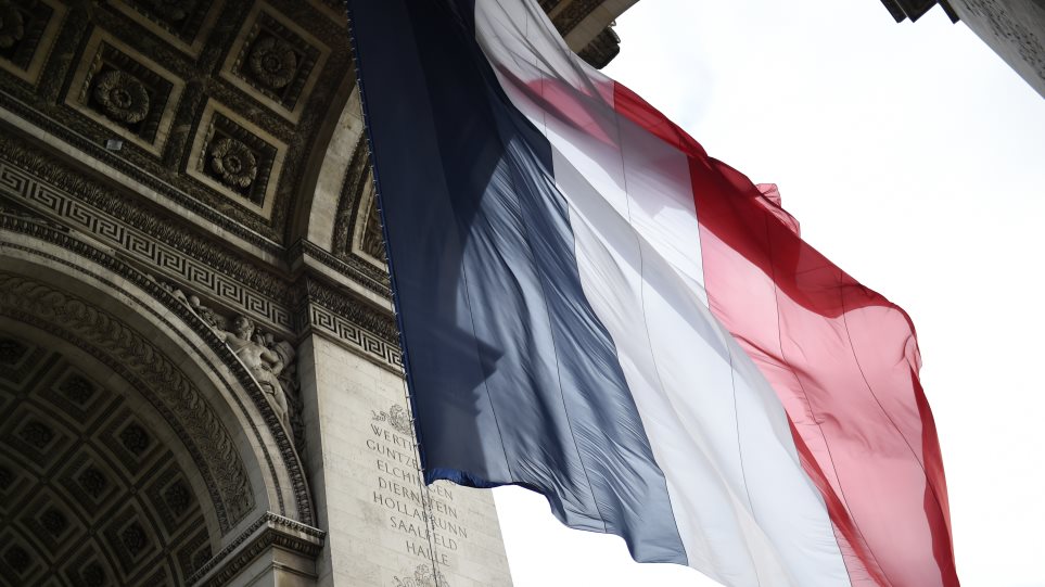 Η γαλλική κυβέρνηση επιχειρεί να καθησυχάσει την κοινή γνώμη της χώρας έναντι των ανησυχιών για έλλειψη καυσίμων τους επόμενους μήνες