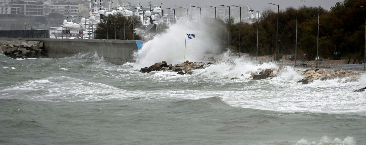 15Αύγουστος με ισχυρά μελτέμια