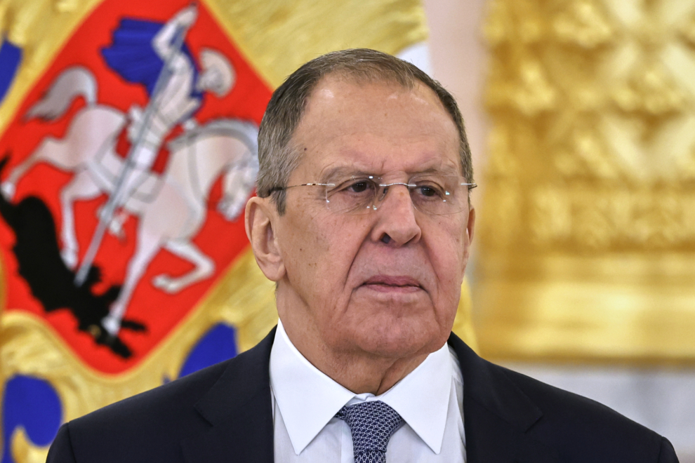 Λαβρόφ: Τα σχέδια για αλλαγή καθεστώτος στο Ιράν και στη Βενεζουέλα αφορούσαν το πετρέλαιο