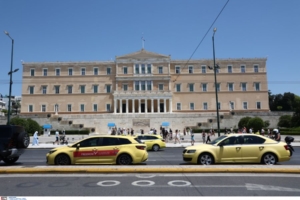 Τραγωδία στα Τέμπη- Νέα πολιτική σύγκρουση