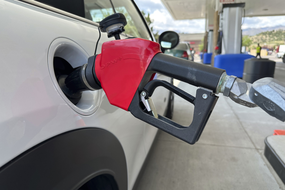 Ανοίγει σήμερα Μ. Δευτέρα η πλατφόρμα του fuel pass στη βενζίνη