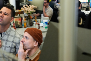 «Ομπρέλα» Τραμπ στην εφοδιαστική αλυσίδα – Οι ΗΠΑ πληρώνουν ασφάλιστρα κινδύνου