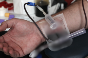 Αναστάτωση στην Αίγινα – Κλείνει το μοναδικό κέντρο αιμοκάθαρσης