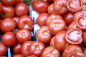 Κάθε εβδομάδα και ακριβότερη  ντομάτα