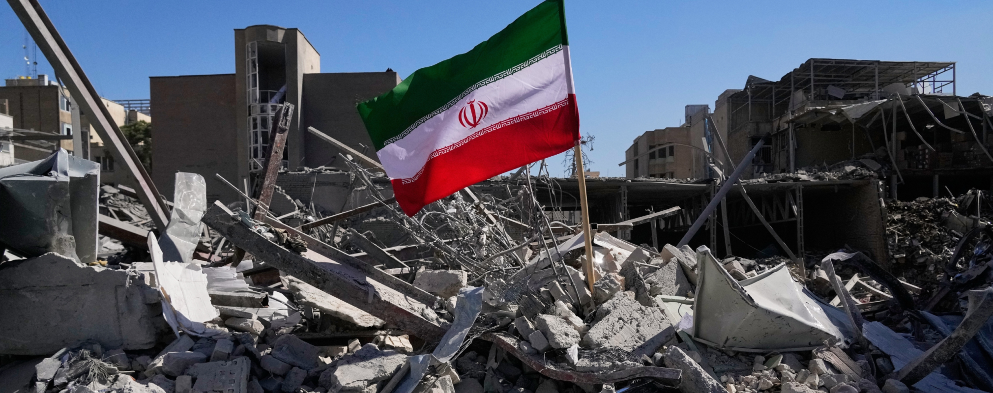 «Ναυμαχία» ΗΠΑ – Ιράν – Εκεχειρία μέχρι νεοτέρας