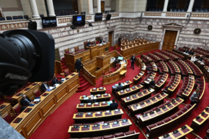 Δίκη για τα Τέμπη – Πυρά από την αντιπολίτευση