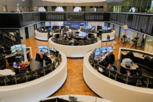 Τελεσίγραφο Τραμπ 48 ωρών για τα Στενά του Ορμούζ- Κρίσιμο «άνοιγμα» για τις αγορές