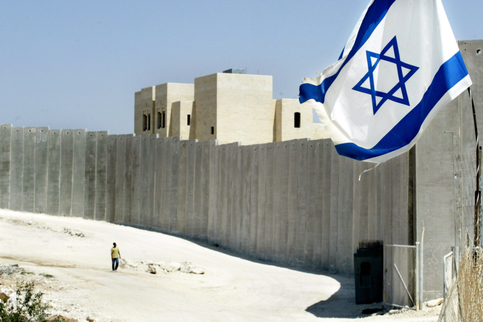 ΗΑΕ: Δύο νεκροί στο Αμπού Ντάμπι μετά την αναχαίτιση πυραύλου