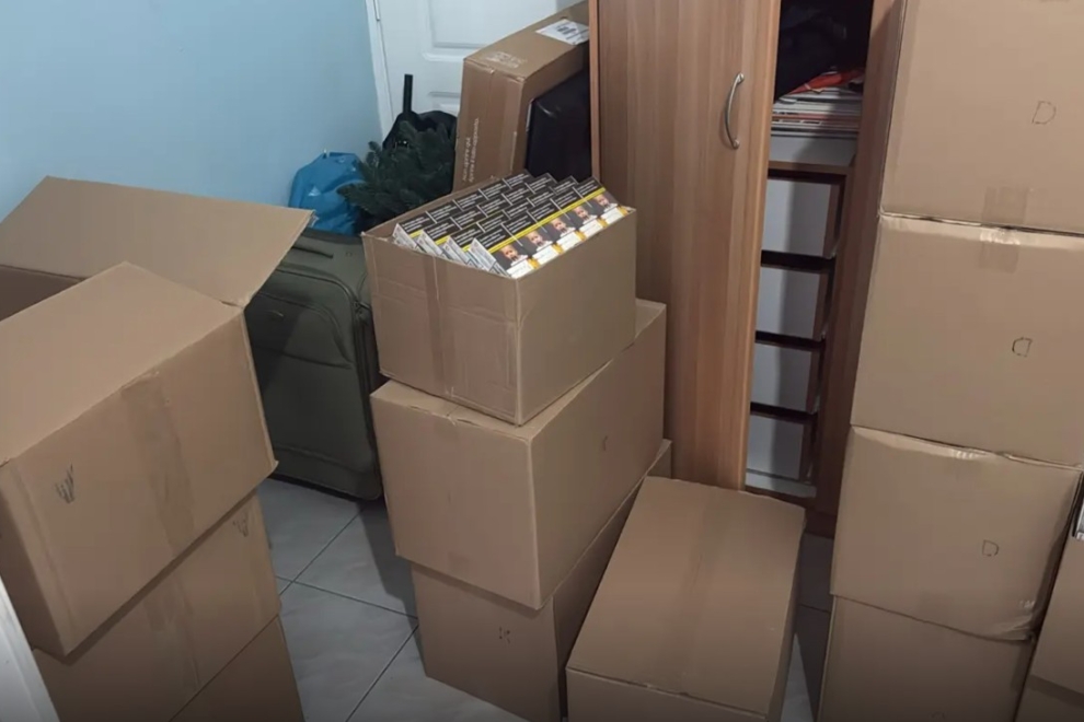 Διακίνησαν μέσα σε έναν χρόνο 240.000 λαθραία πακέτα τσιγάρα – Ενα εκατομμύριο ευρώ η ζημιά για το ελληνικό Δημόσιο