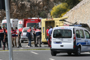 Μάχη με ενόπλους στην Κωνσταντινούπολη- Νεκροί και τραυματίες έξω από το ισραηλινό προξενείο
