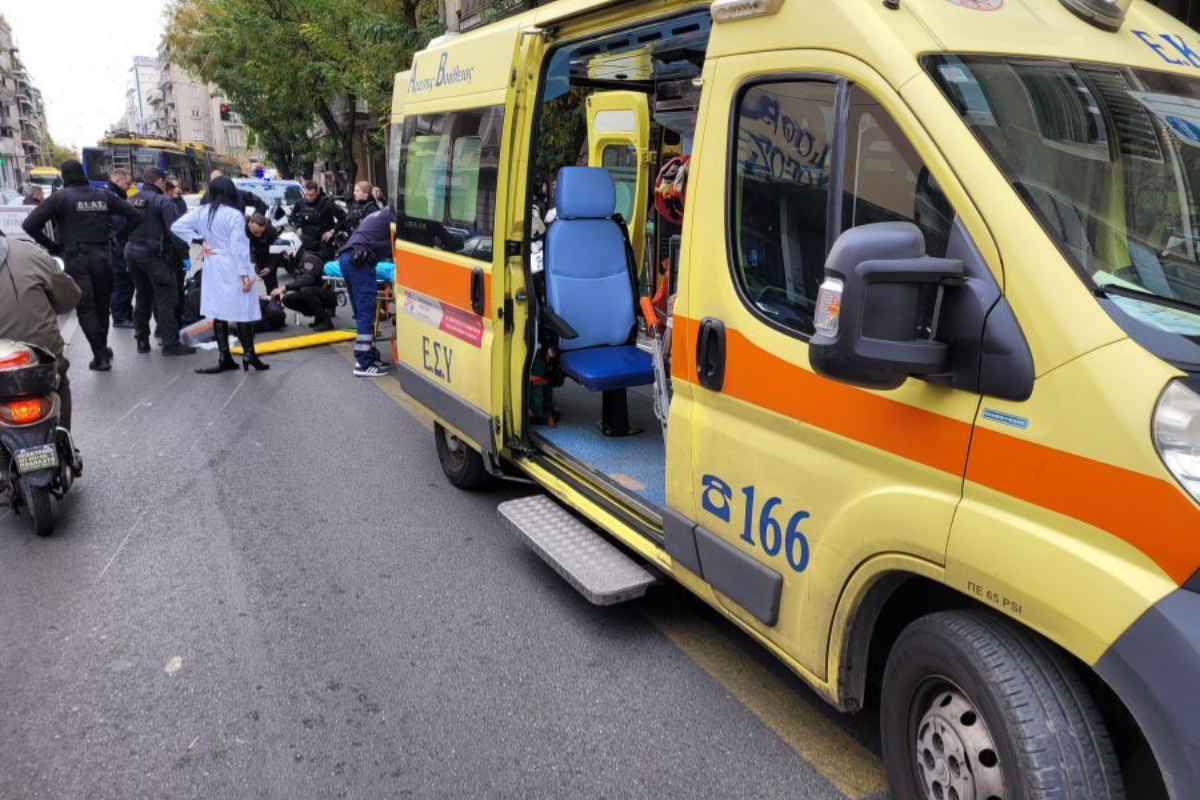 Θανατηφόρα παράσυρση γυναίκας από νταλίκα στο Μενίδι