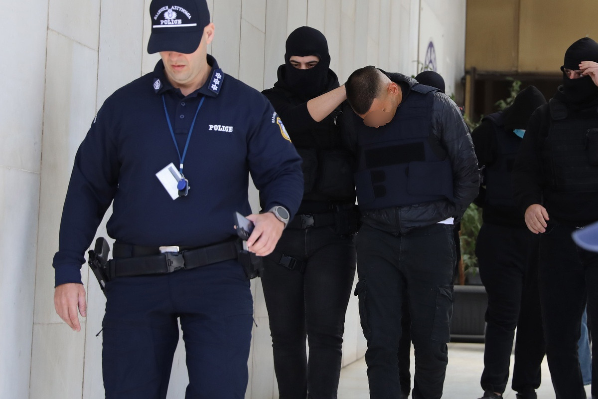 Στο Ναυτοδικείο Πειραιά ο 20χρονος Στην Ευελπίδων οι άλλοι τρεις