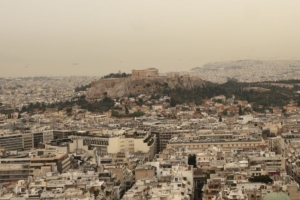 Νεφώσεις παροδικά αυξημένες σε όλη τη χώρα- Αφρικανική σκόνη στα κεντρικά και τα νότια