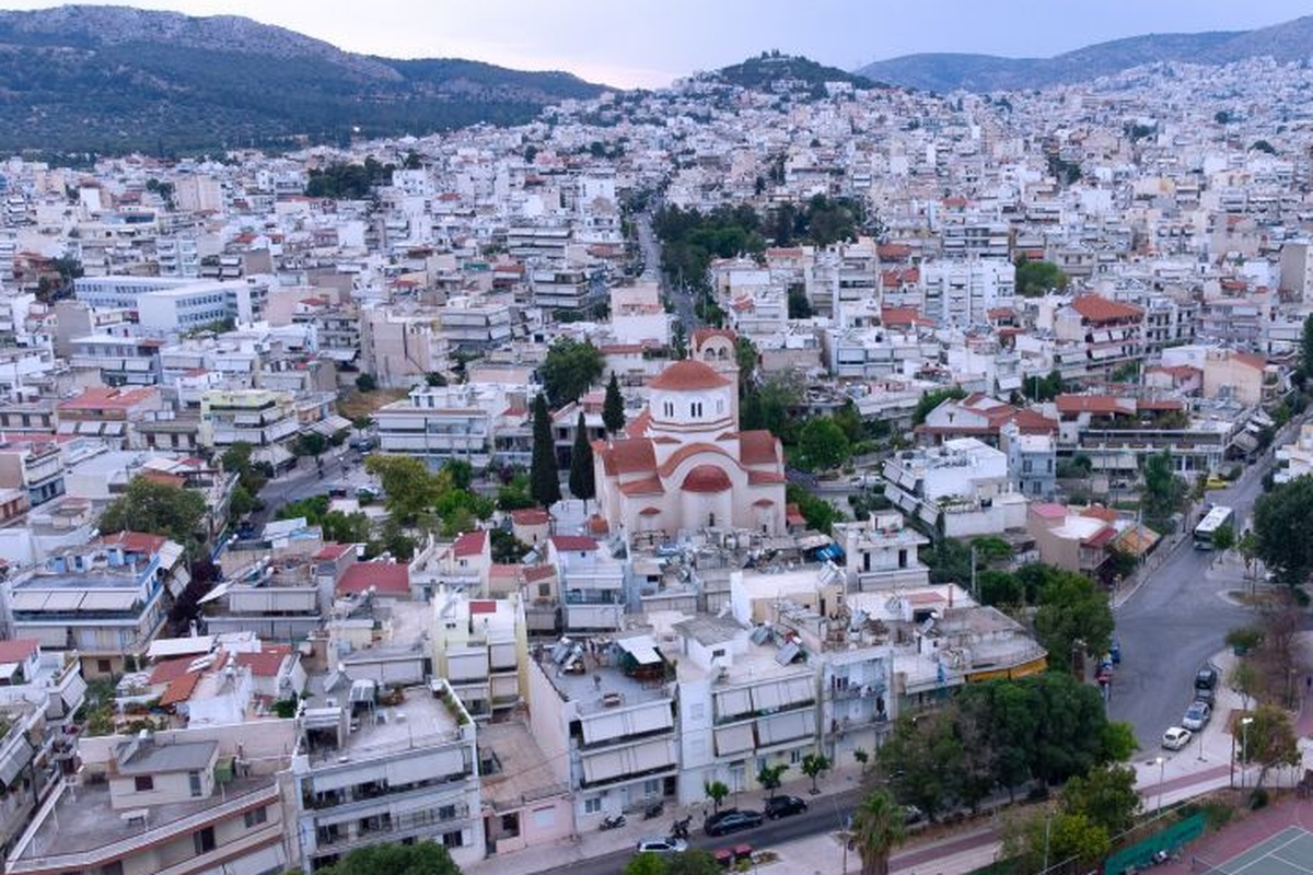 Στο τραπέζι νέο πρόγραμμα «ανακαινίζω» για κλειστά διαμερίσματα