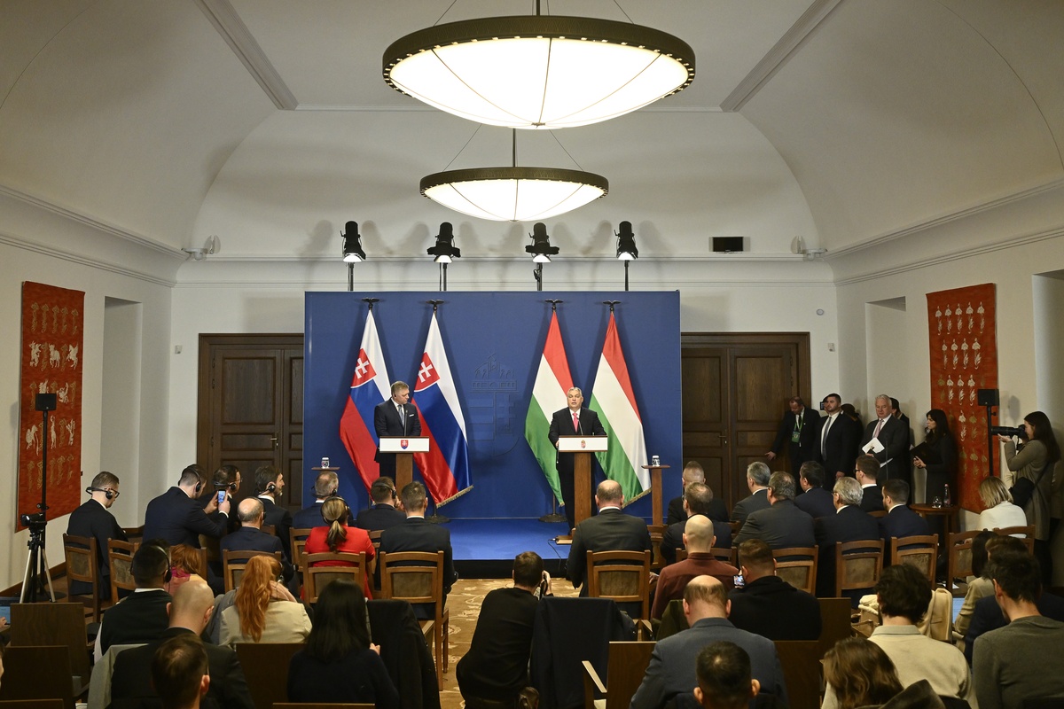 Ουγγαρία: Ο Μαγιάρ δεν θα κυβερνήσει από το μοναστήρι των Καρμελιτών