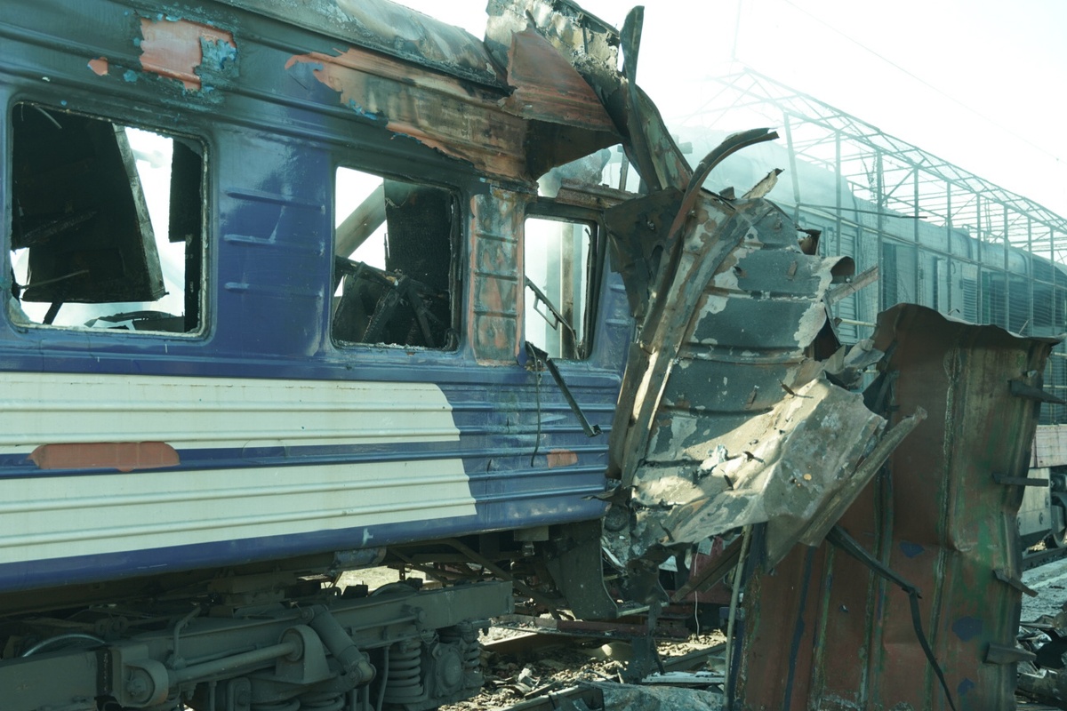 Σύγκρουση τρένων στην Ινδονησία – Στους 14 οι νεκροί