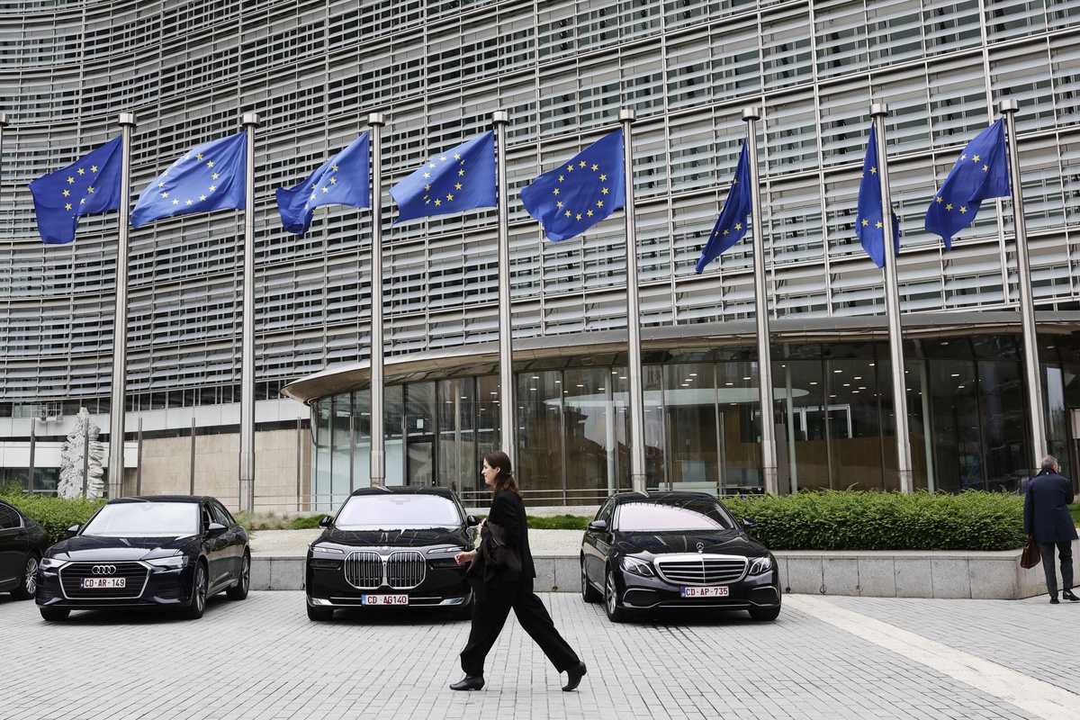 Η Επιτροπή ενέκρινε τη νέα δόση 1,2 δισ. ευρώ προς την Ελλάδα στο πλαίσιο του «NextGenerationEU»