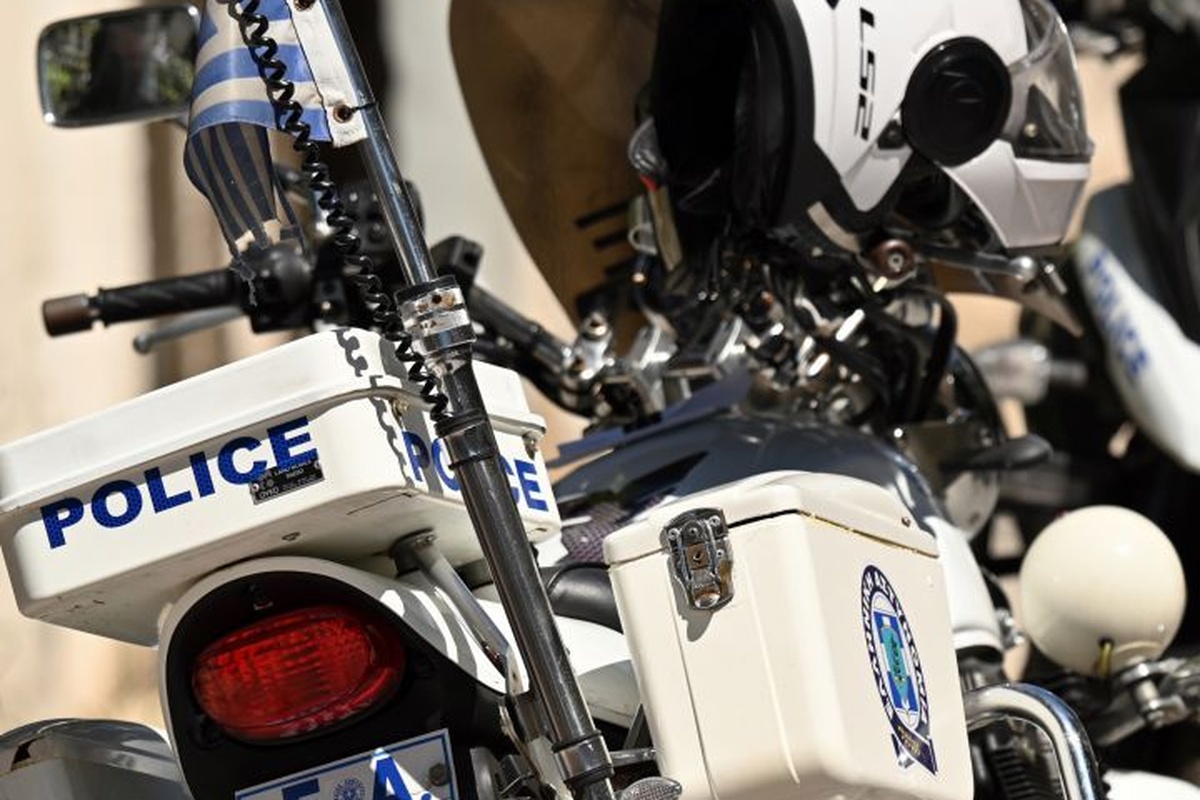 Ξαναχτύπησαν οι απατεώνες- «Ξέθαψαν» 100.000 ευρώ ηλικιωμένης