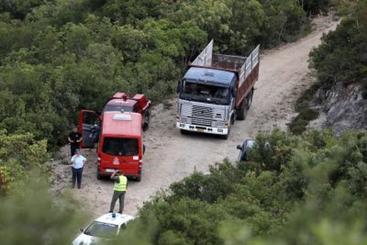 Μεγάλη επιχείρηση στο φαράγγι του Βίκου- Καρέ-καρέ η διάσωση τουρίστριας