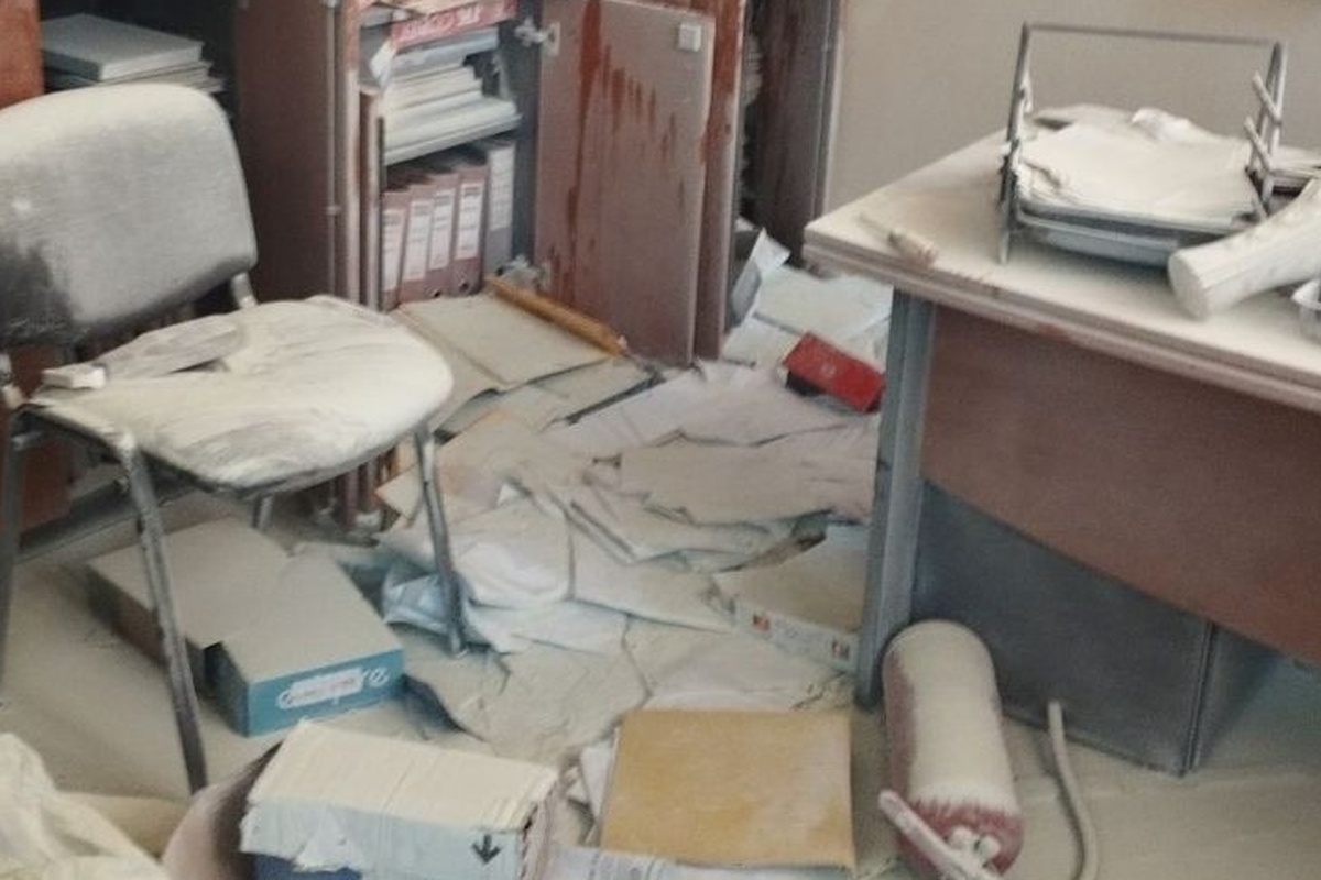 Γυαλιά- καρφιά στη Γλυφάδα- Βανδαλισμοί σε σχολείο