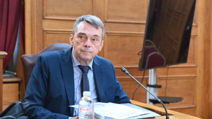 «Βόμβες» Βάρρα προς Βορίδη – «Επιδοτήσεις σε άτομα υπο διερεύνηση»