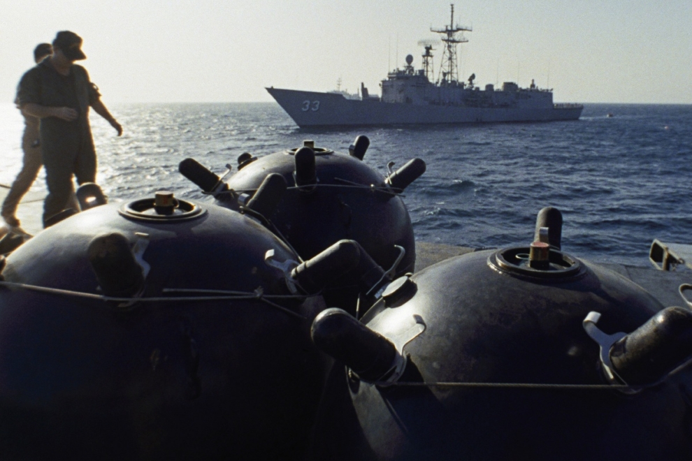 Πεντάγωνο: Μπορεί να χρειαστούν έως 6 μήνες για την απομάκρυνση των ναρκών από τα Στενά του Ορμούζ