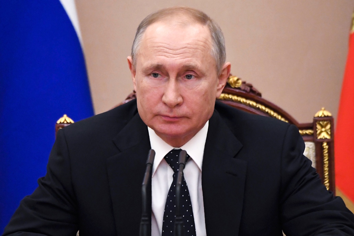 Ρωσία: Ο Πούτιν δηλώνει ότι  η Ρωσία θα υπερασπισθεί τα συμφέροντα της στην Αρκτική