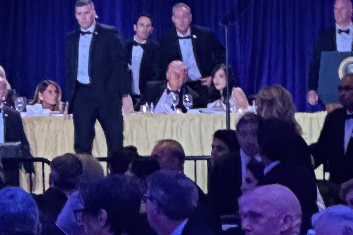 Ένοπλος επιχείρησε να εισβάλει σε δεξίωση στην οποία παρευρισκόταν ο Ντ. Τραμπ