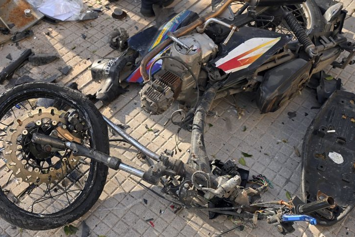 Σοβαρό τροχαίο στο Κορωπί- Σε κρίσιμη κατάσταση ο δικυκλιστής