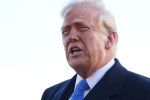 Τραμπ: Το Ιράν «δεν έχει κανένα χαρτί στα χέρια του» για να διαπραγματευτεί, εκτός από τον έλεγχο των Στενών του Ορμούζ