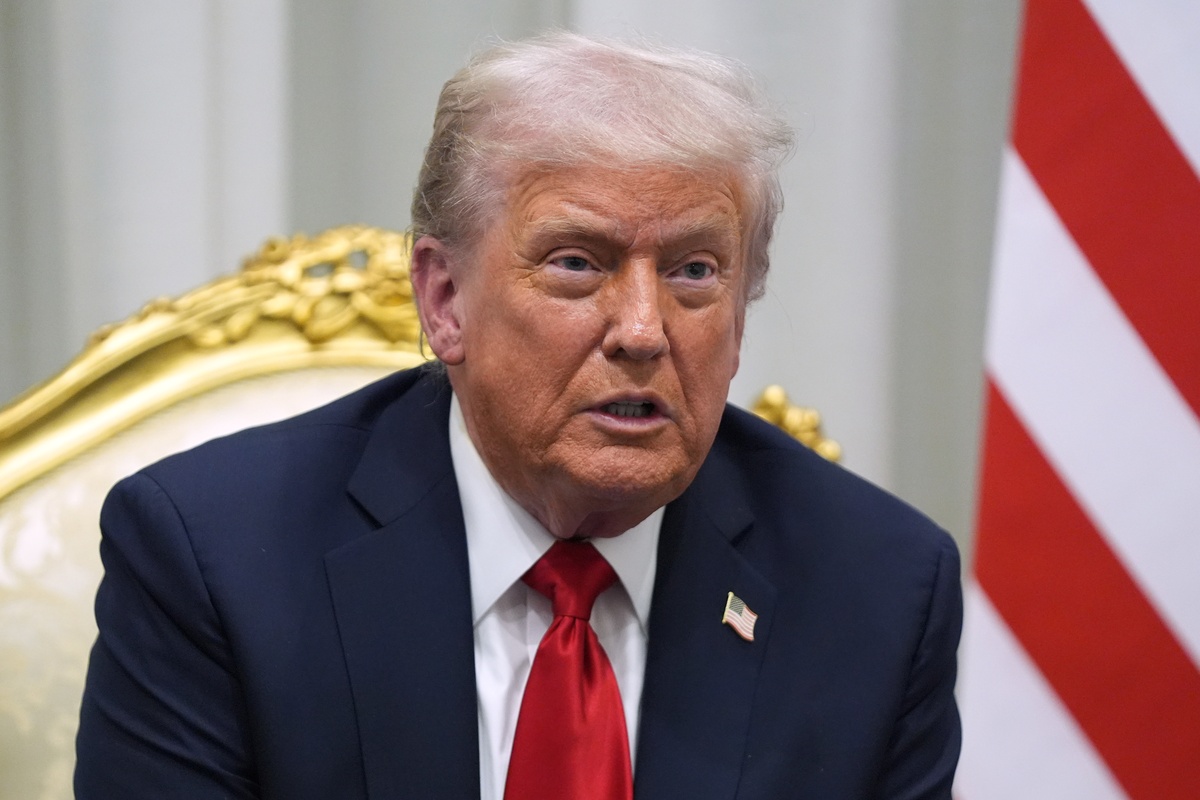 Ο Ντ. Τραμπ εξέφρασε δυσαρέσκεια για την πρόταση του Ιράν με σκοπό να τερματιστεί ο πόλεμος