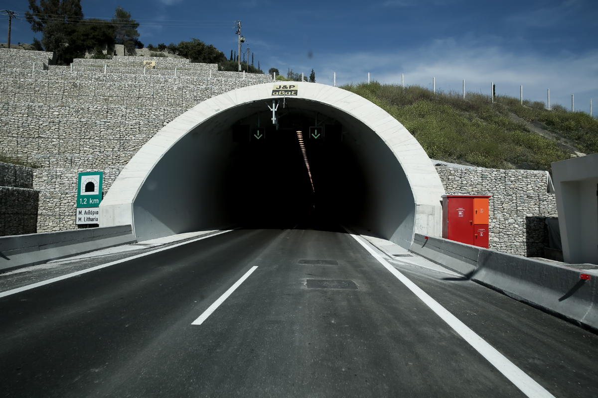 Οδηγούσε με την όπισθεν σε τούνελ – Περιμετρική Πατρών