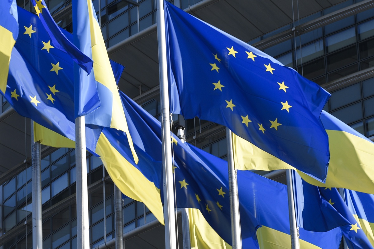 Η Κάγια Κάλας περιμένει «θετικές αποφάσεις» για την αποδέσμευση του δανείου προς την Ουκρανία