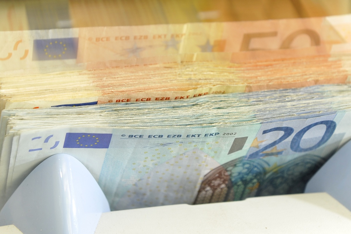 Πρωτογενές πλεόνασμα 4,4 δισ. ευρώ στο τρίμηνο Ιανουαρίου- Μαρτίου