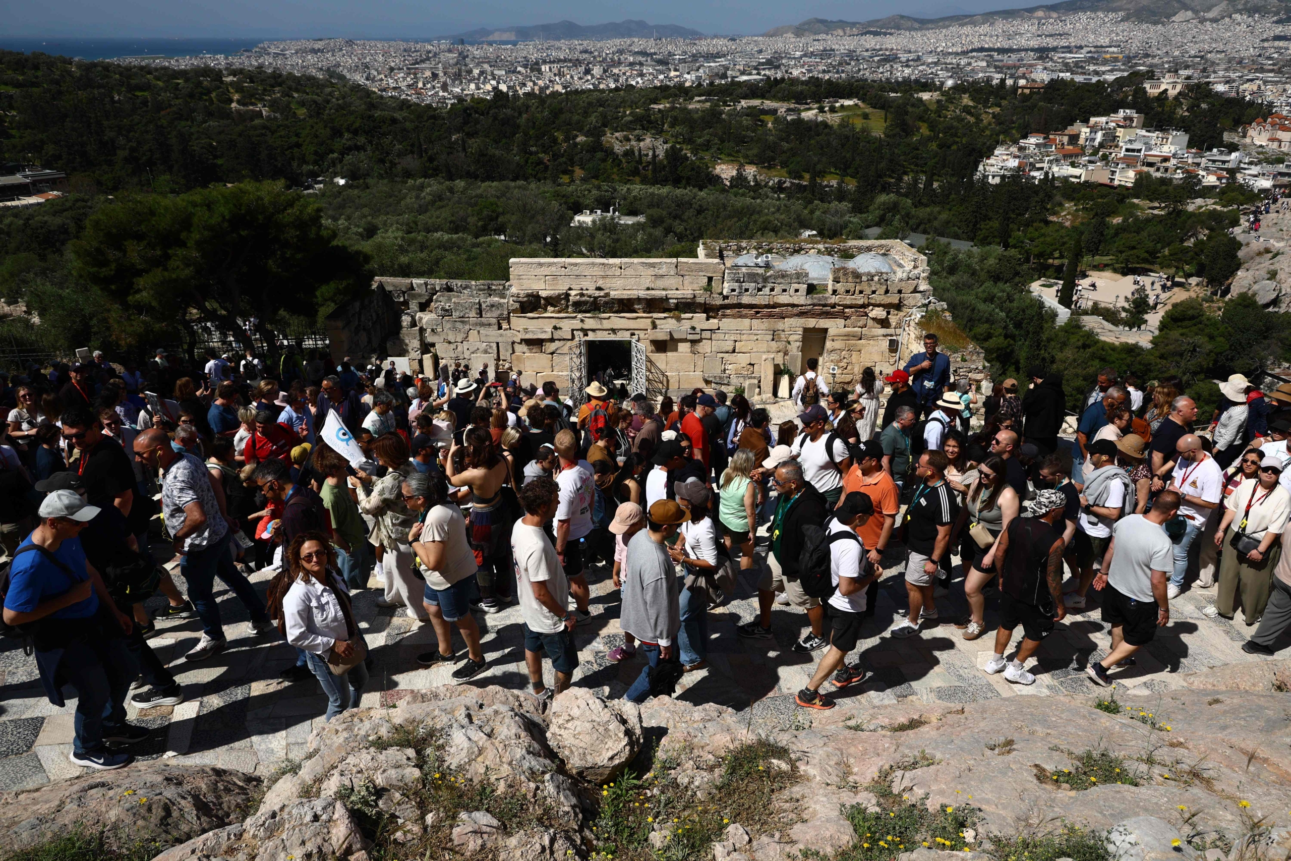 Το αδιαχώρητο στην Ακρόπολη