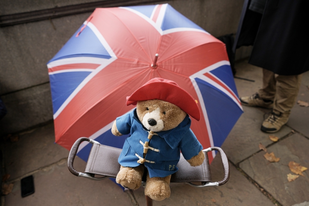 Ο Αρκούδος Πάντινγκτον και ο Ντέιβιντ Ατένμπορο μεταξύ των προτάσεων για τα νέα σχέδια των χαρτονομισμάτων στη Βρετανία